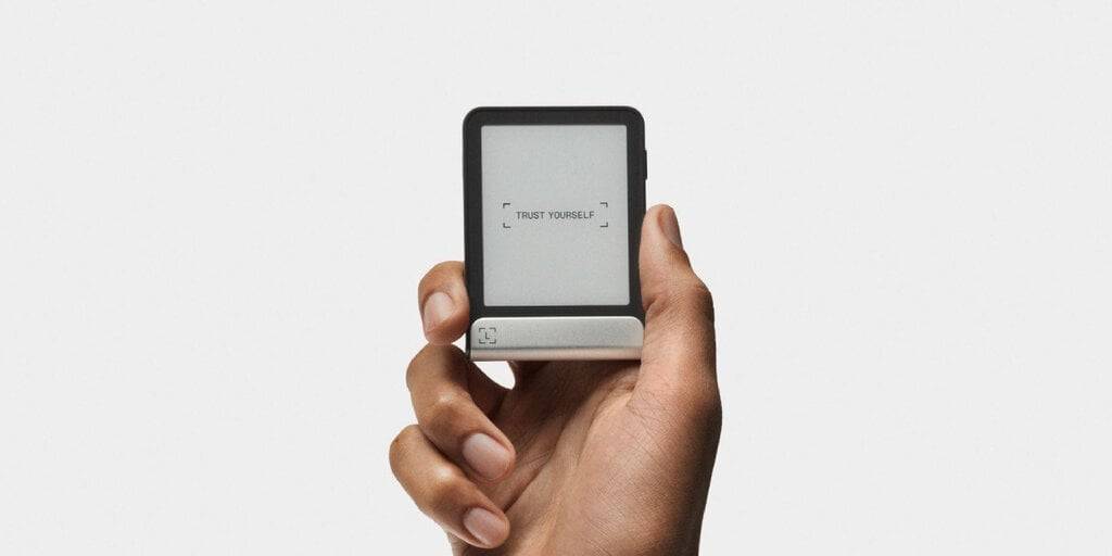 Ledger Introduces Flex Wallet with E Ink Touchscreen Technology