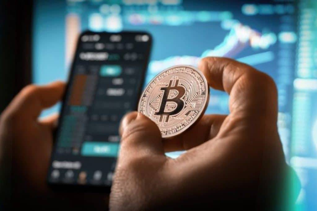 Top 5 Revolutionary Cryptos Revolutionizing Day Trading in August 2024