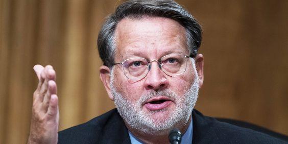 Harris Eyes Crypto-Advocate Gary Peters as VP Pick for 2024 Spectacle!