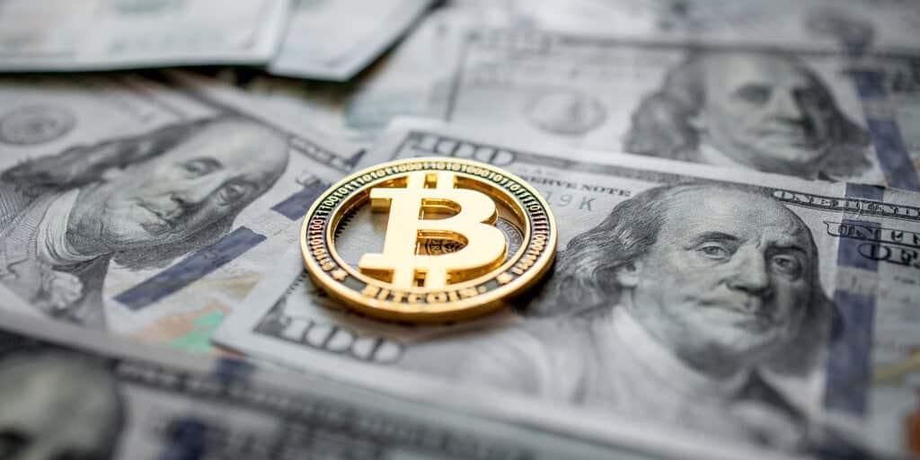 How Bitcoin Stands to Gain Amid Rising Recession Fears: A Blockchain Insight