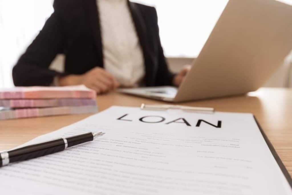 Top Personal Loan Options for Those with Poor Credit - A Benzinga Guide